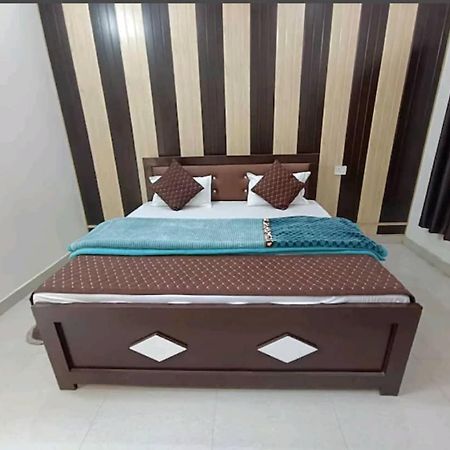 Ramam Hotel By Naavagat 700Mtr From Shri Ram Janambhumi Ayodhya 外观 照片
