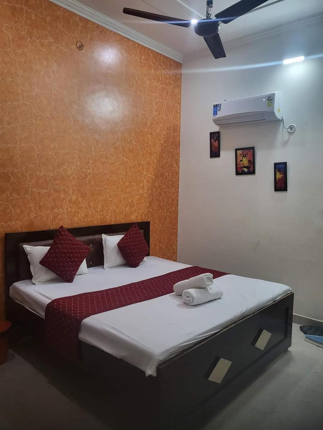Ramam Hotel By Naavagat 700Mtr From Shri Ram Janambhumi Ayodhya 外观 照片